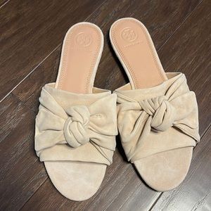 Tory Burch Cream Knotted Sandals